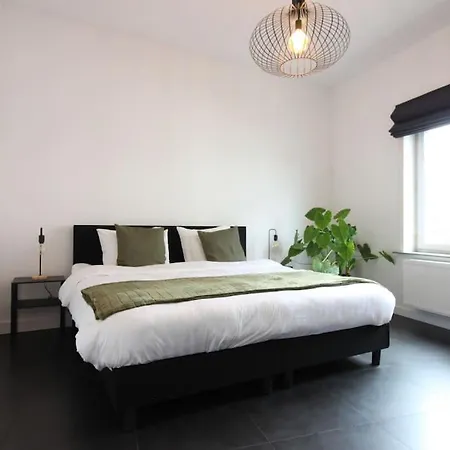 Urban Oasis Apartman
